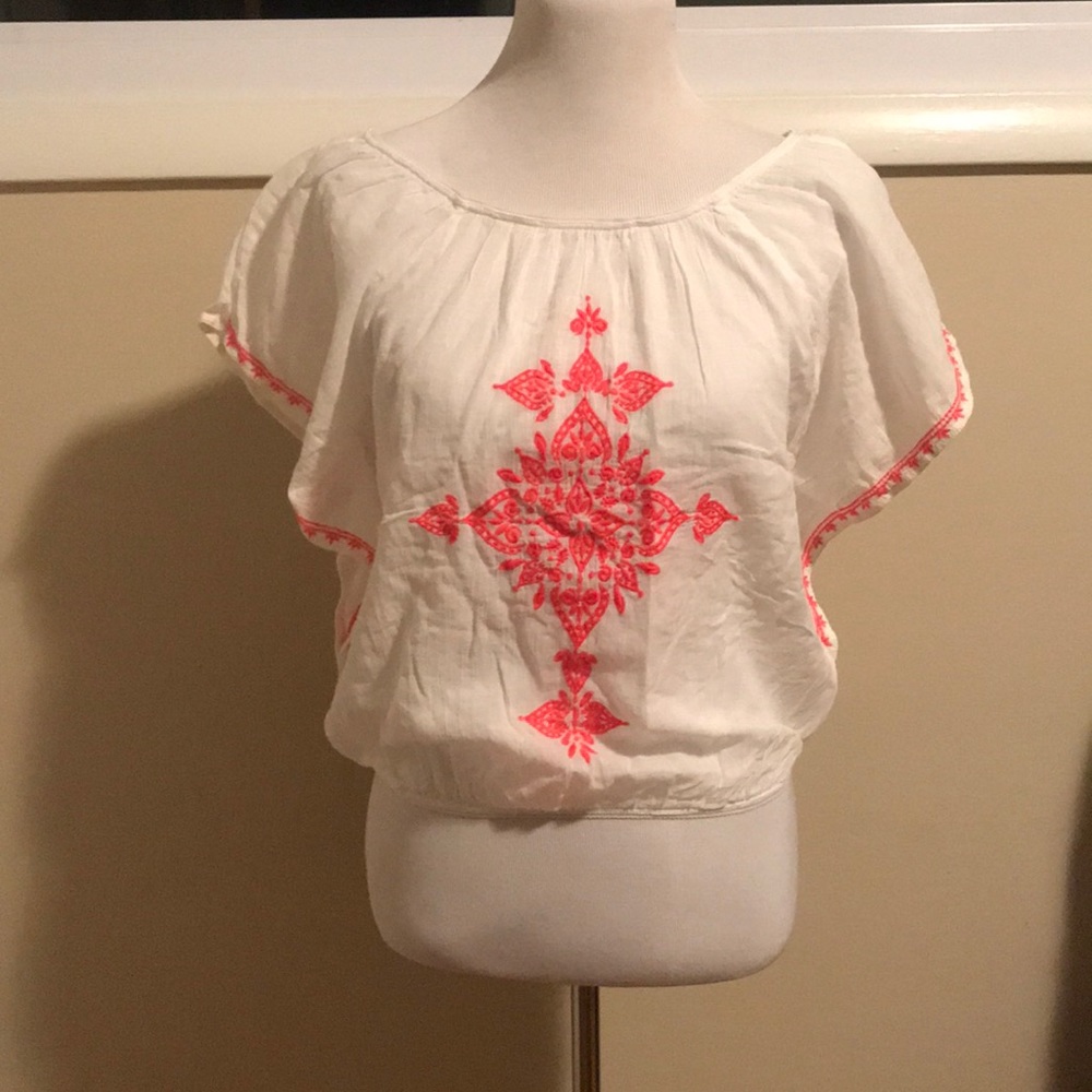 Cute boho top .  Size XS.  NWOT